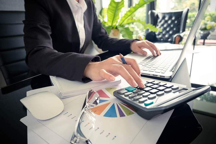 Préparation et suivi de vos opérations comptables.